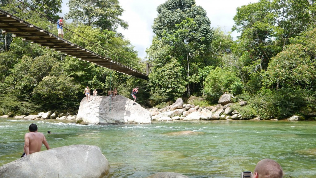 P1010772.JPG john bridge piatua