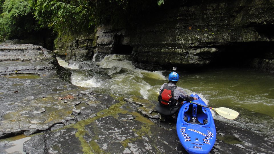 560489_10150664315832800_853892835_n