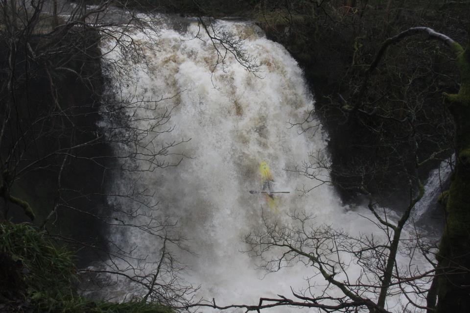 537268_4585434986798_284873691_n