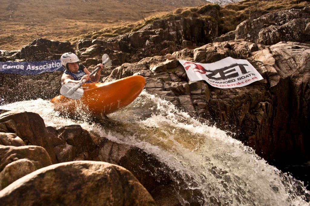 XaxvYQphGg1AzCF1-R1ju2--xuc9CWFcnjLllXlBzEw