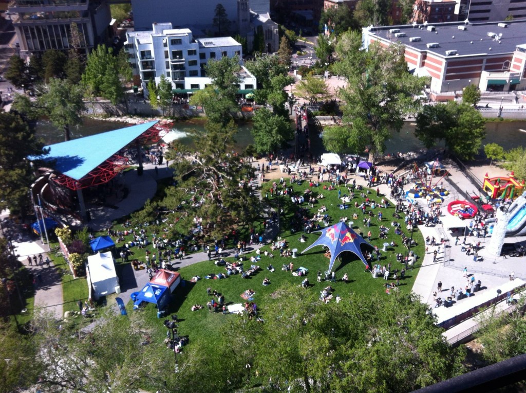 10364432_10152372678266168_2111242956_o