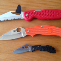 Palm Folding Knife