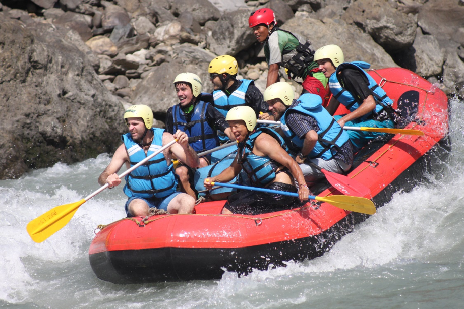 Fun in the Sun – Rafting on the Kali Gandaki