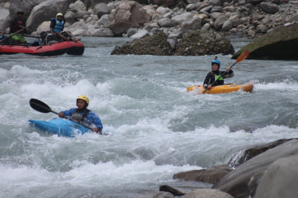 5 Reasons A Tour Is The Best Way To Get On Nepal’s White Water